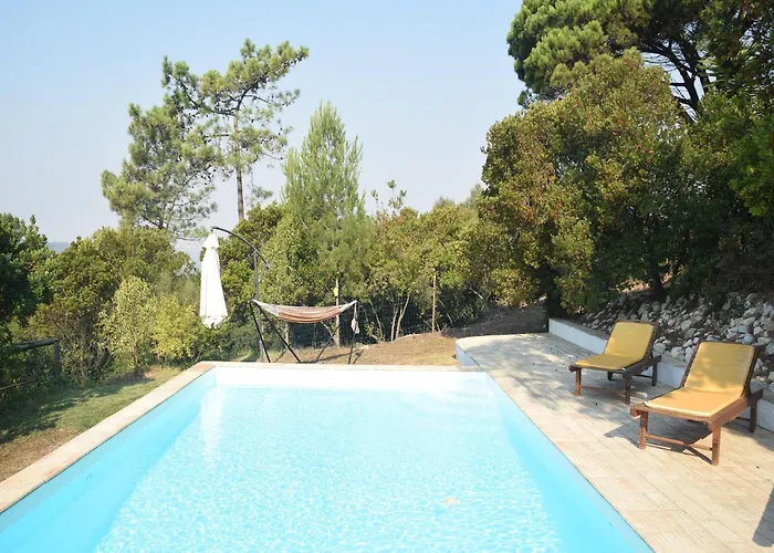 Family With Pool And Barbecue Alcobaça